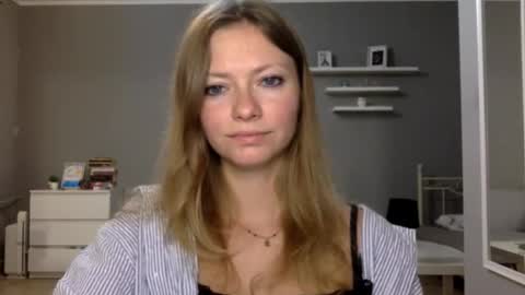 Millie online show from December 21, 6:25 pm