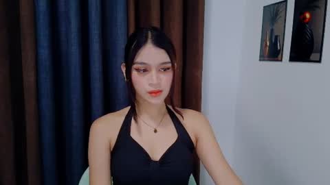 queen lux online show from July 14, 10:48 pm