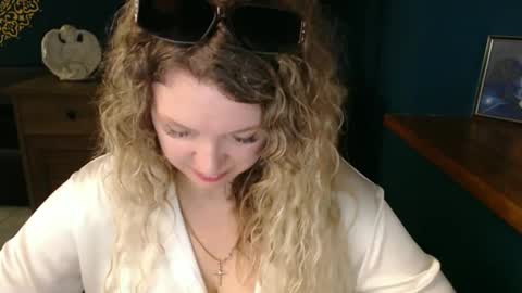Donna online show from June 5, 6:52 am