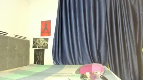 luxedollxoxoo online show from February 14, 9:06 pm