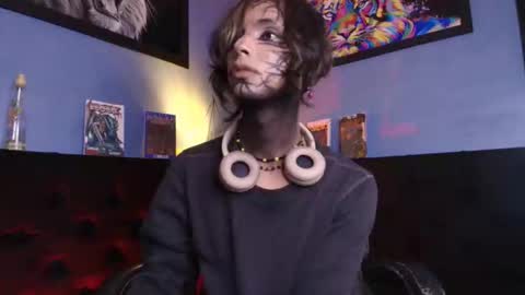 Luxiel 3 online show from January 31, 10:29 pm