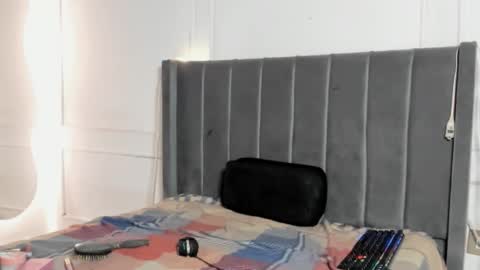 Tommy and Polly online show from January 14, 11:24 pm