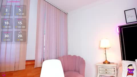 lya_brown online show from February 9, 12:42 pm