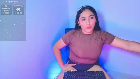 LYA DUBOIS  online show from May 9, 4:13 pm
