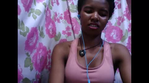 Lydiah online show from October 15, 6:20 pm