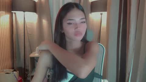 LYKA LOOPS online show from April 11, 7:18 pm