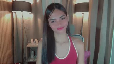 LYKA LOOPS online show from March 24, 2:34 pm