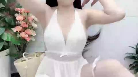 lyly_sweet97 online show from April 5, 2:30 am