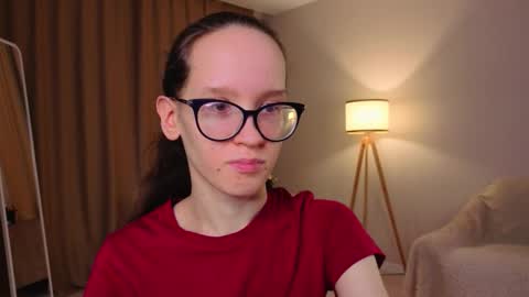 Sara online show from January 17, 4:16 pm