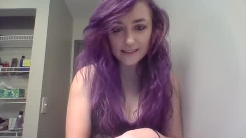 Lynn  online show from February 10, 7:17 pm