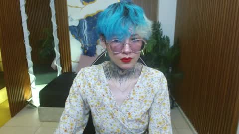 lyra_tay online show from April 9, 7:08 pm