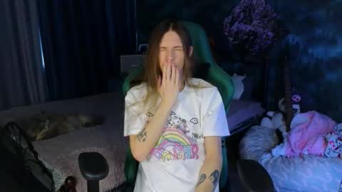 m1shq online show from February 19, 10:25 am