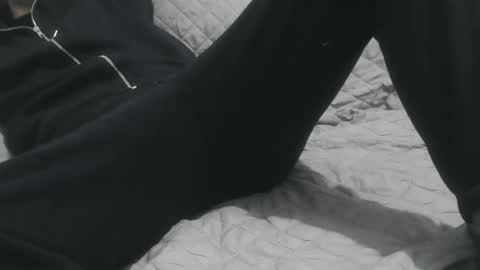 m4dh4tter24 online show from December 30, 9:19 pm