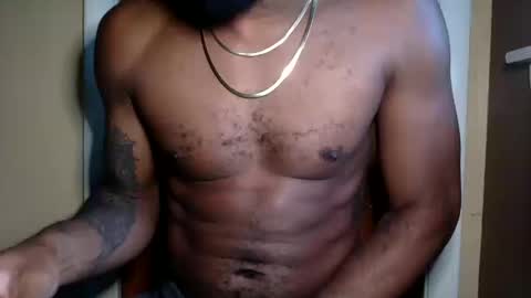 Snapshot of m4st3rmarcus chatting on October 15, 12:06 pm Marcus Black online show from October 15, 12:06 pm