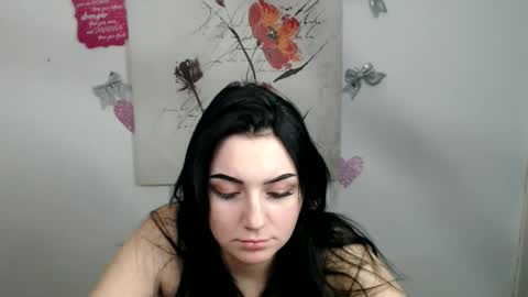 m_i_k_i_ online show from February 21, 12:19 pm