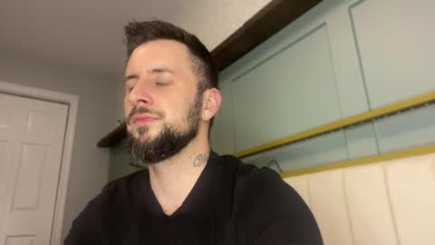 m_stephen online show from April 21, 3:13 am