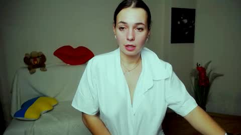 Vikki online show from November 9, 7:16 pm