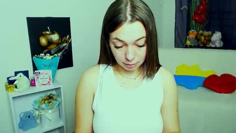 Vikki online show from March 17, 11:48 am