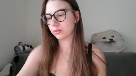 Mary  online show from December 17, 7:37 am