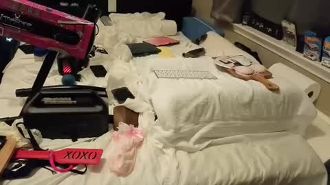 mac1119 online show from November 21, 8:23 am