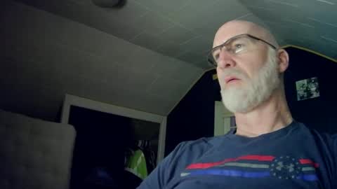 mac8181 online show from December 21, 11:01 am