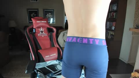 machinecumkelly69 online show from January 26, 11:18 pm