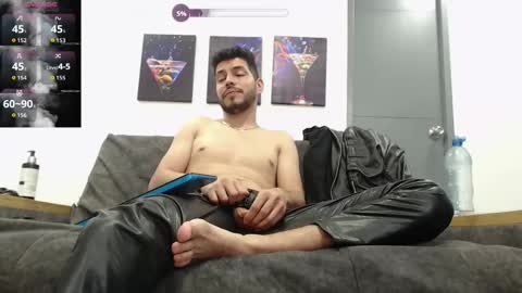 instagram mackdanielsx online show from March 6, 11:59 pm