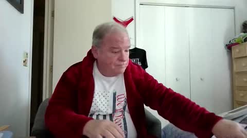 mackdocc001 online show from January 13, 3:42 pm