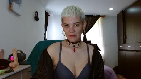 Noah Askew online show from March 3, 3:19 pm