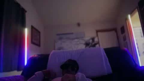 MackinCaliAllDay online show from October 28, 10:05 am