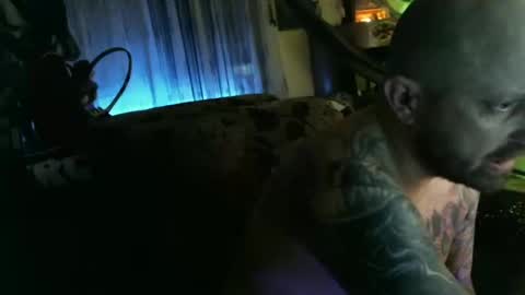 Manuel online show from March 2, 12:20 am