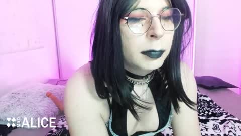 Alice online show from October 29, 7:03 pm