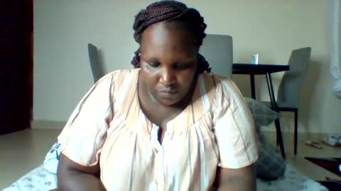 madame_pleasure40 online show from May 6, 8:15 pm