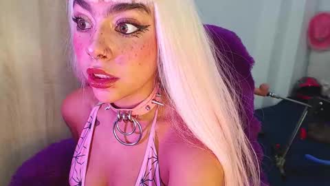 maddiie and clyde online show from September 24, 11:55 pm