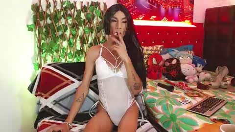 Maddy Senz online show from February 17, 5:25 am