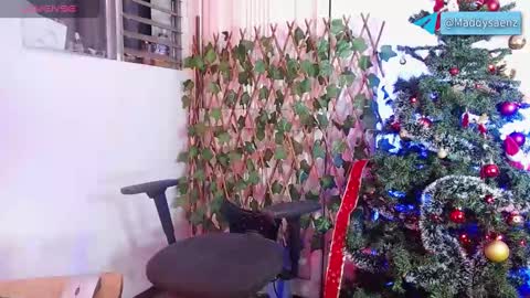 Maddy Senz online show from January 8, 4:23 am