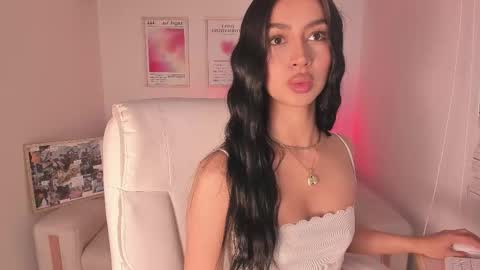 Snapshot of maddy_bronw chatting on October 20, 10:26 pm Maddy online show from October 20, 10:26 pm