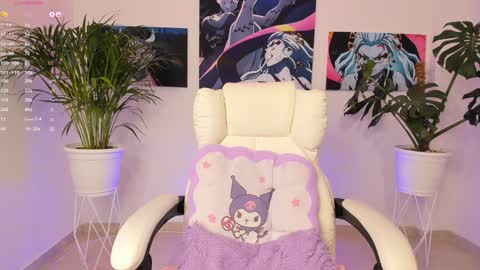 maddy_uwu online show from December 2, 10:13 am