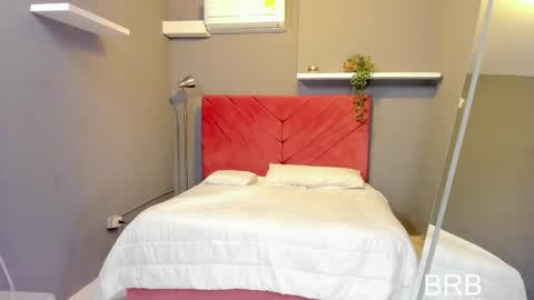 maddy_visbal online show from June 3, 11:24 am
