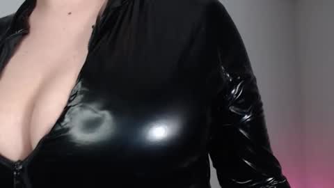   Please followme and rate me your thumbs up online show from January 15, 10:40 pm