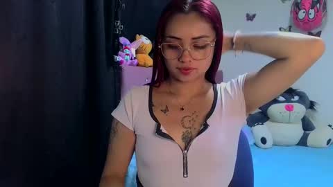 sofia online show from May 19, 10:11 am