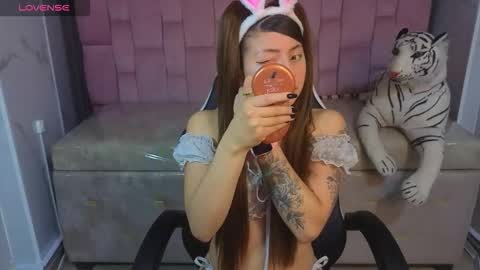 madelen  online show from November 23, 10:08 pm