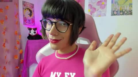 Madeline  online show from March 6, 5:06 am