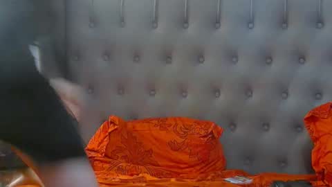 madelynvelure online show from December 5, 7:40 am