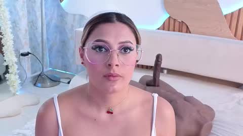    online show from February 27, 7:39 pm