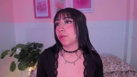 Snapshot of madison_darkk chatting on September 9, 1:33 pm MADISON online show from September 9, 1:33 pm