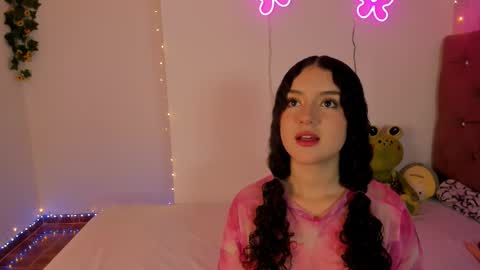 Snapshot of madison_pettis1 chatting on October 1, 3:38 am Madison online show from October 1, 3:38 am