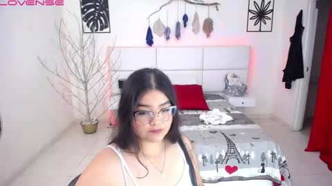 madisonbenneth online show from January 14, 2:58 pm