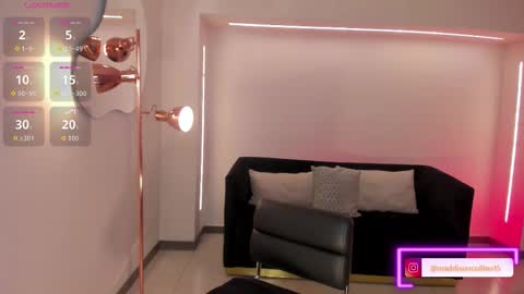 Maddi Collins online show from November 29, 12:13 pm