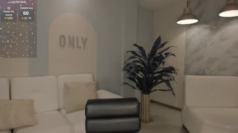 Madison Kane online show from February 6, 11:24 am